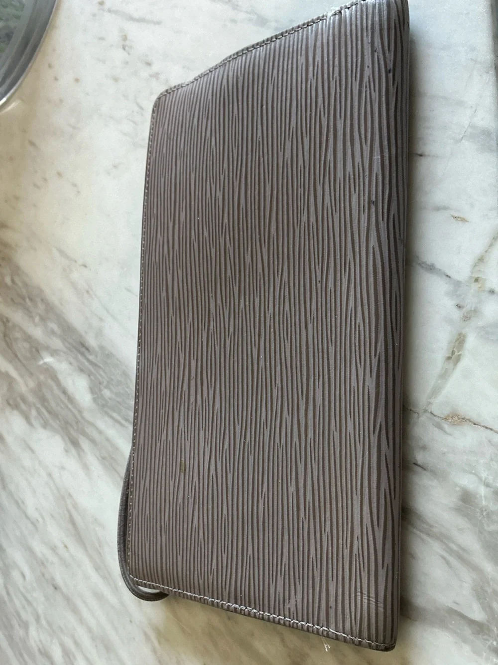 Louis Vuitton Epi Leather Envelope Clutch - Lilac Grey